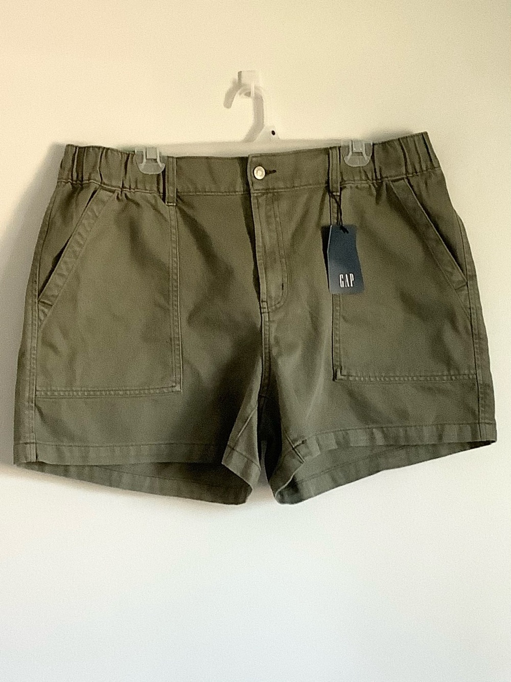 GAP Olive Utility Cargo Denim Shorts Women’s Sz. XL , NWT